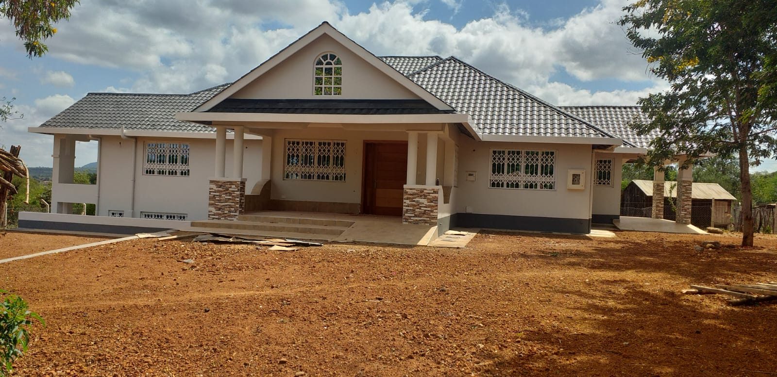 Bungalow front elevation